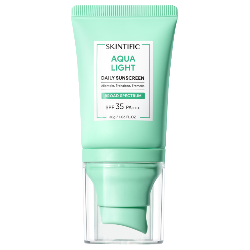 Aqua Light Daily Sunscreen SPF 35 PA+++